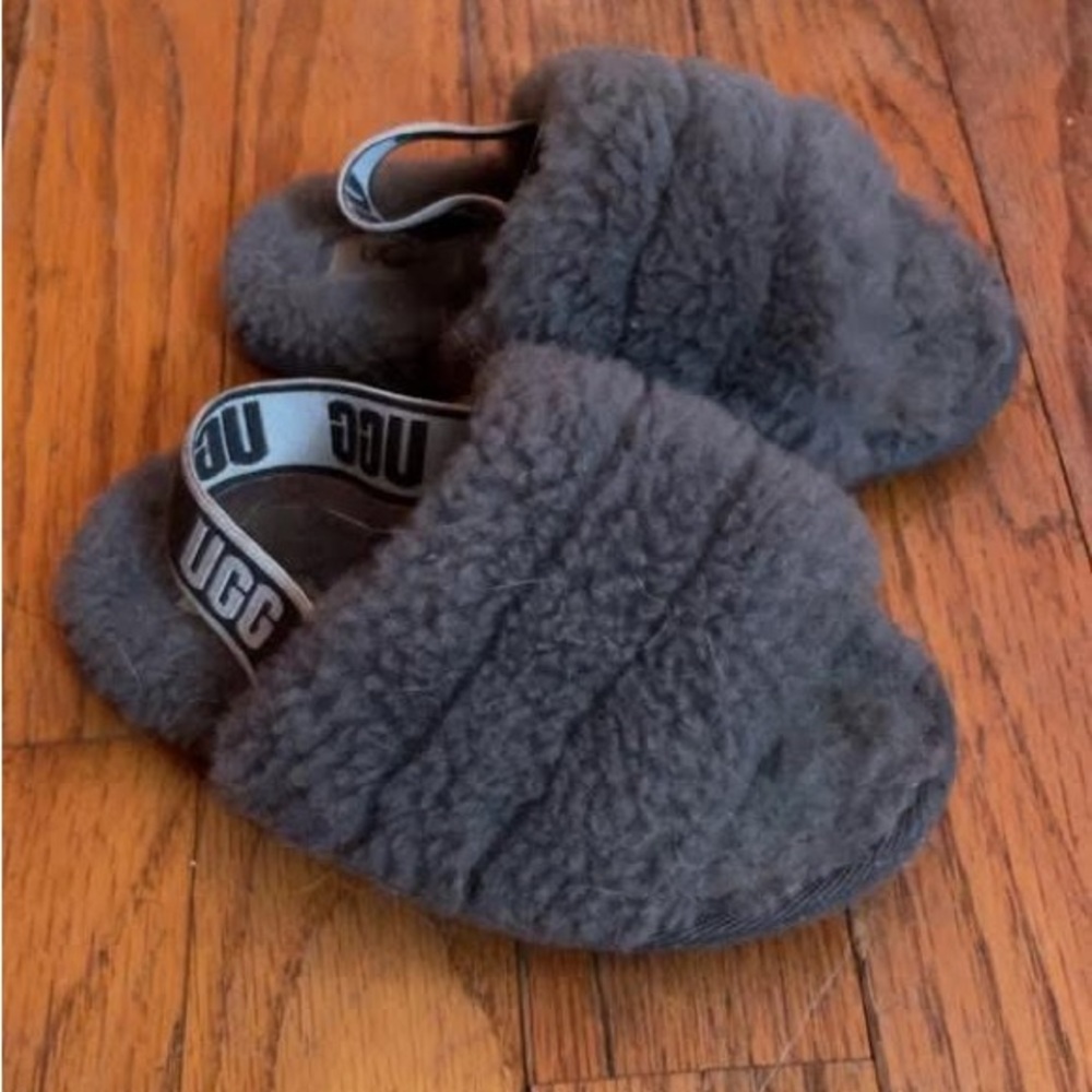 UGG Gray Cozy Beanie Collection